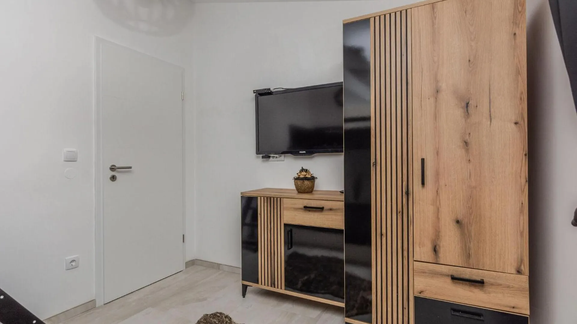 度假居 Amazing Home In Vir With House Sea View